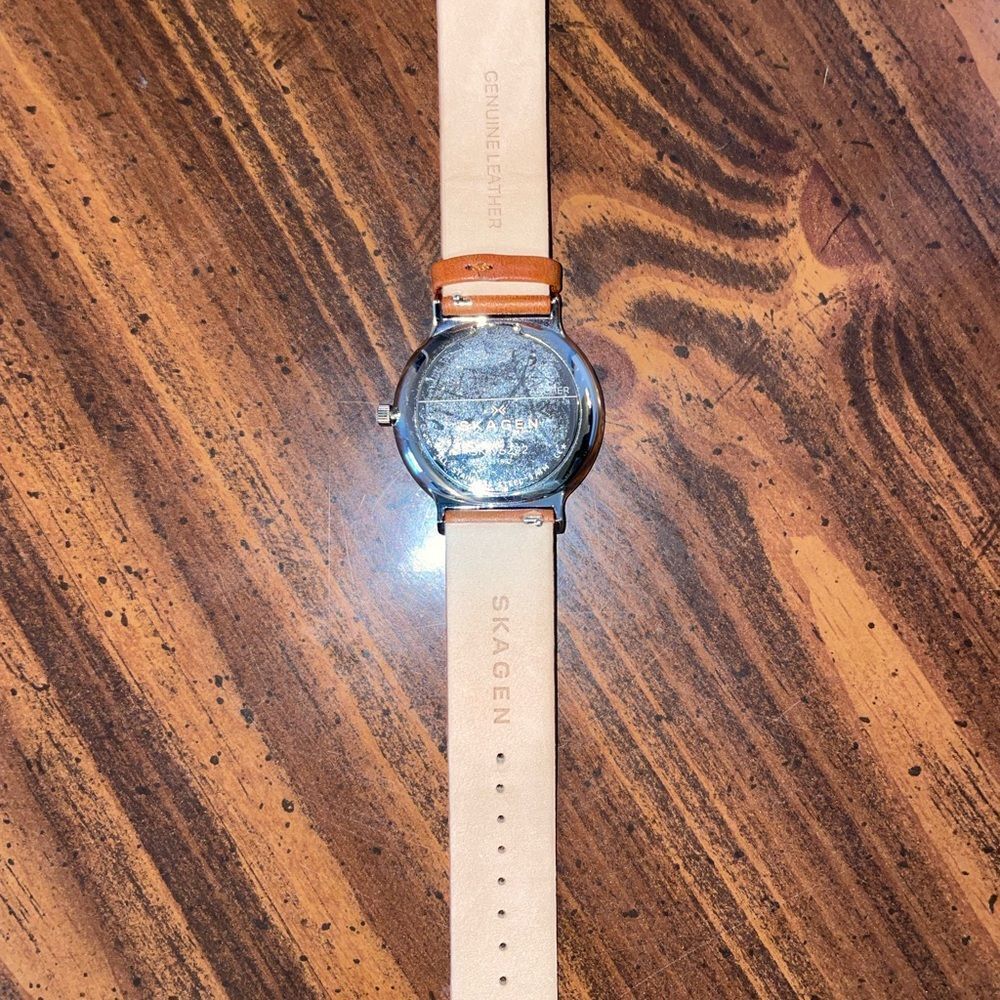 Skagen Silver Signatur Three-Hand Luggage Brown Leather Watch - Picture 3 of 6
